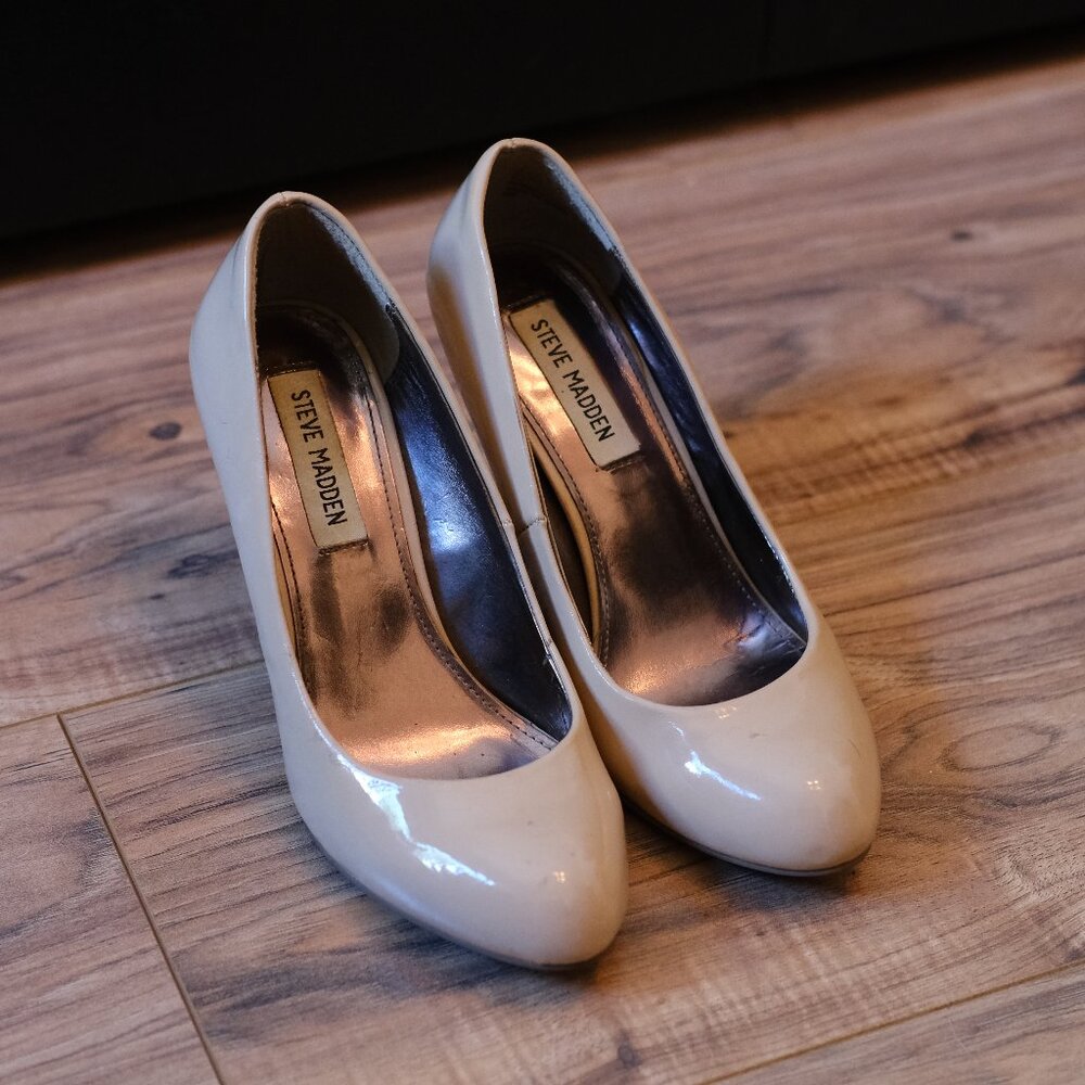 Steve Madden Nude Heels